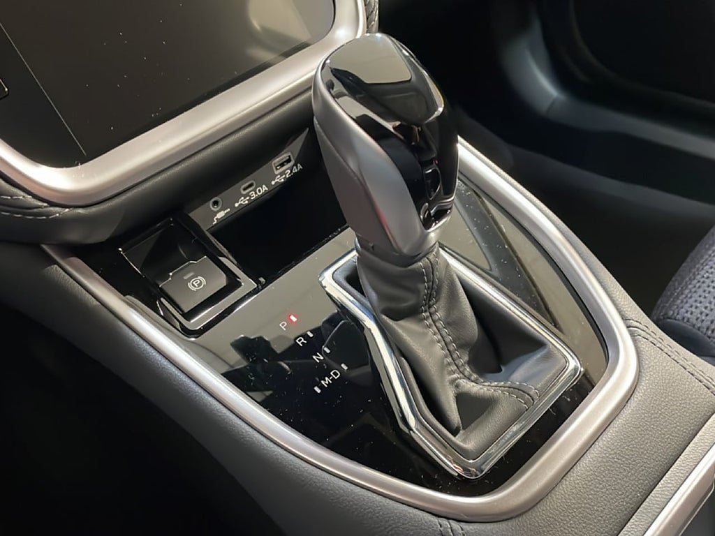 Vehicle Image 12