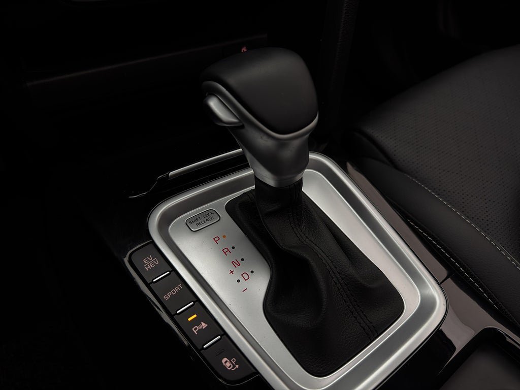 Vehicle Image 23