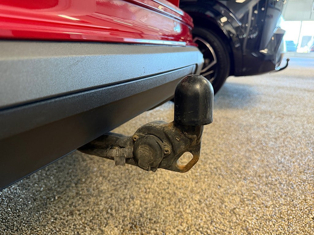 Vehicle Image 17