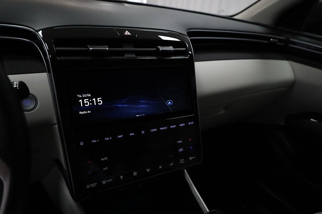 Vehicle Image 22