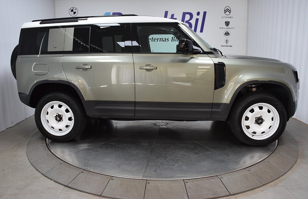 Vehicle Image 20