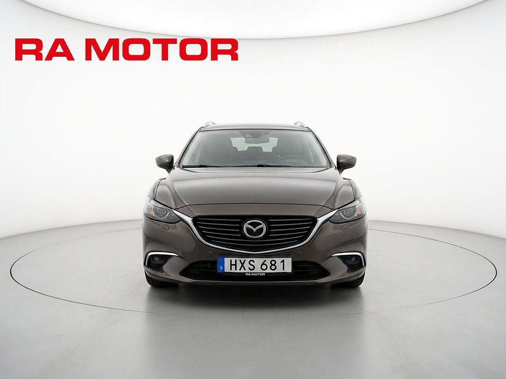Vehicle Image 6