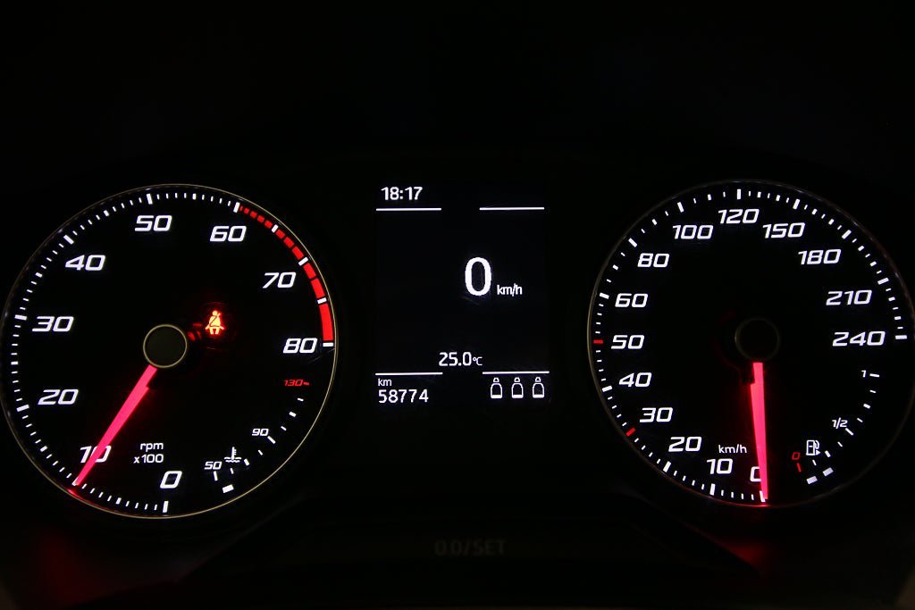 Vehicle Image 19