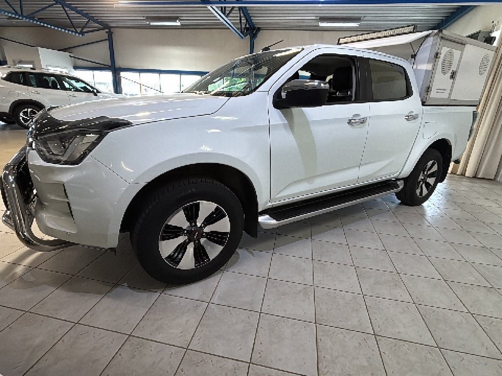 Vehicle Image 15