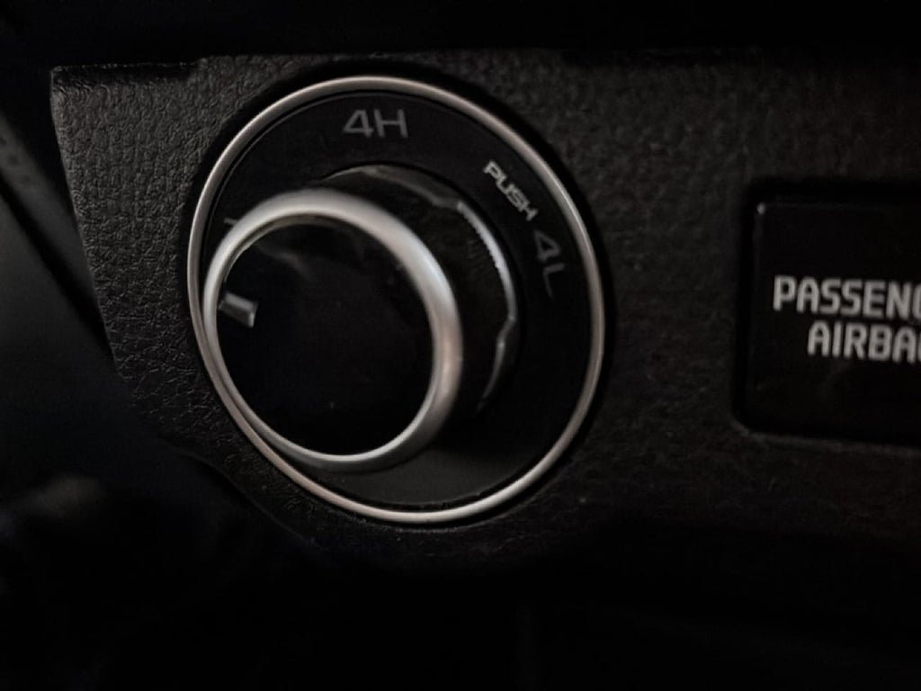 Vehicle Image 23