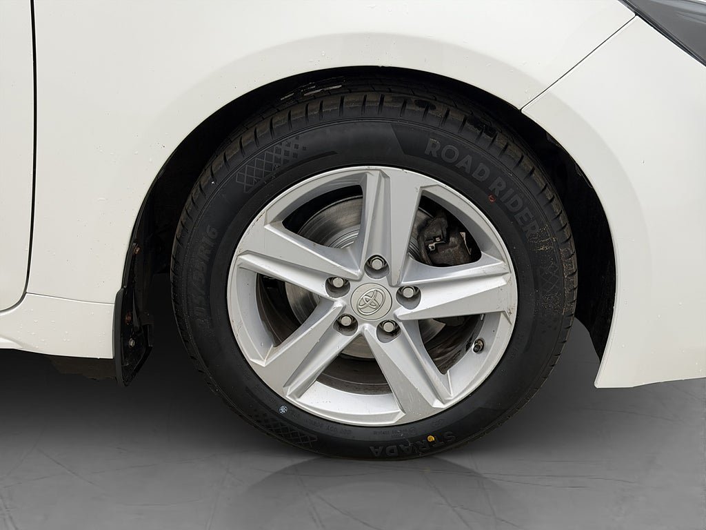 Vehicle Image 10