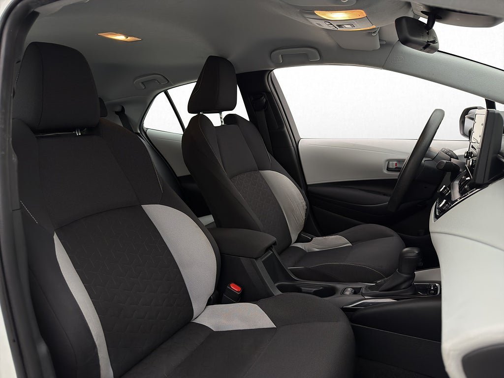 Vehicle Image 11