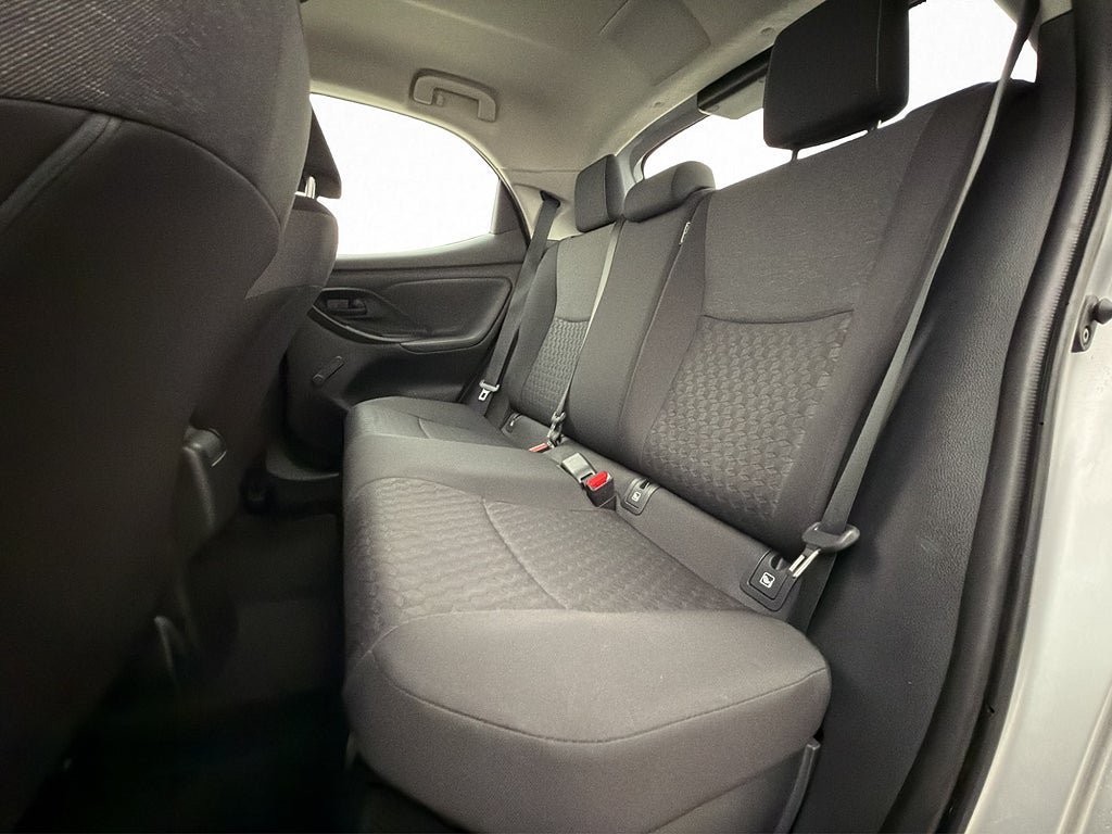 Vehicle Image 14