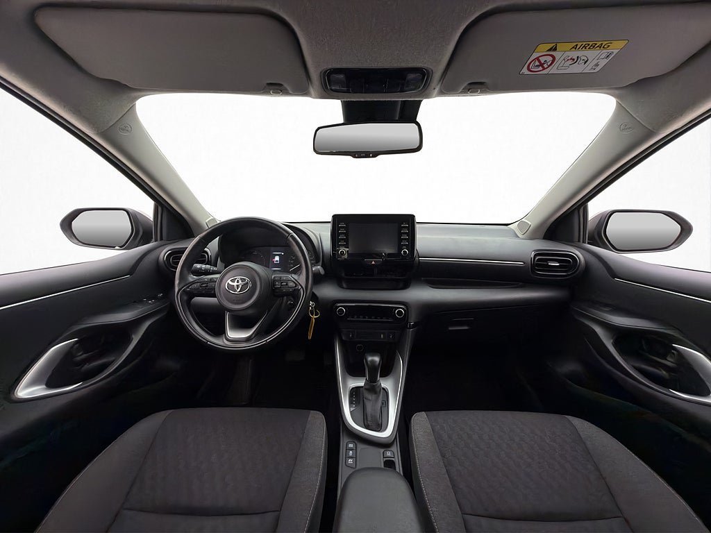 Vehicle Image 15