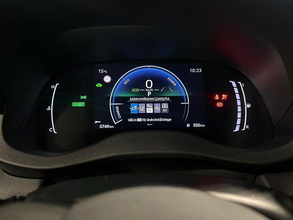 Vehicle Image 15