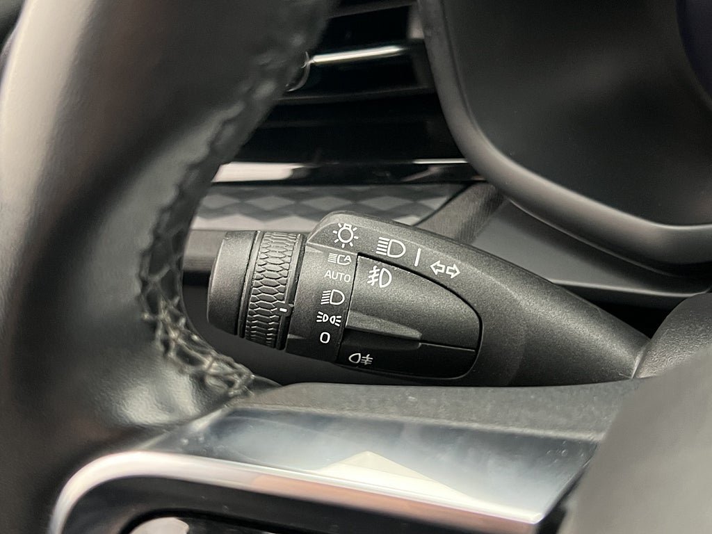 Vehicle Image 27