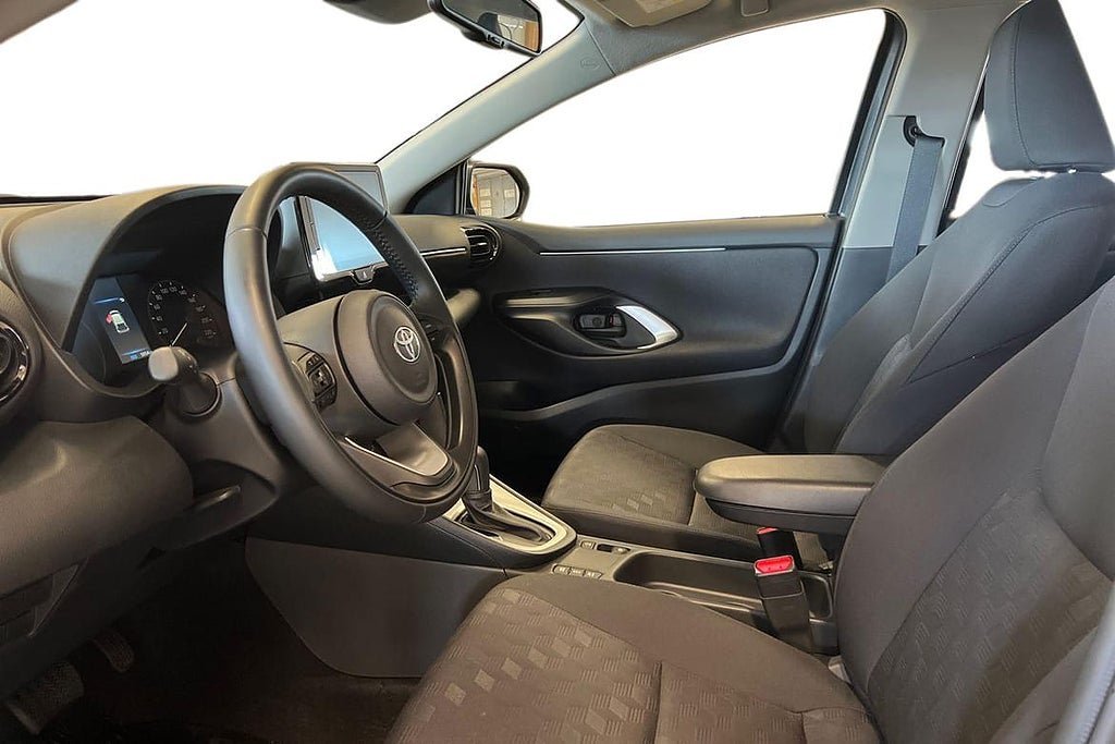 Vehicle Image 14