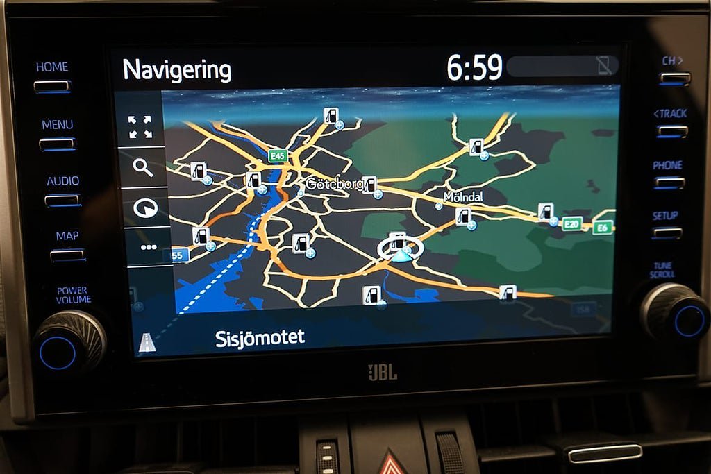 Vehicle Image 13
