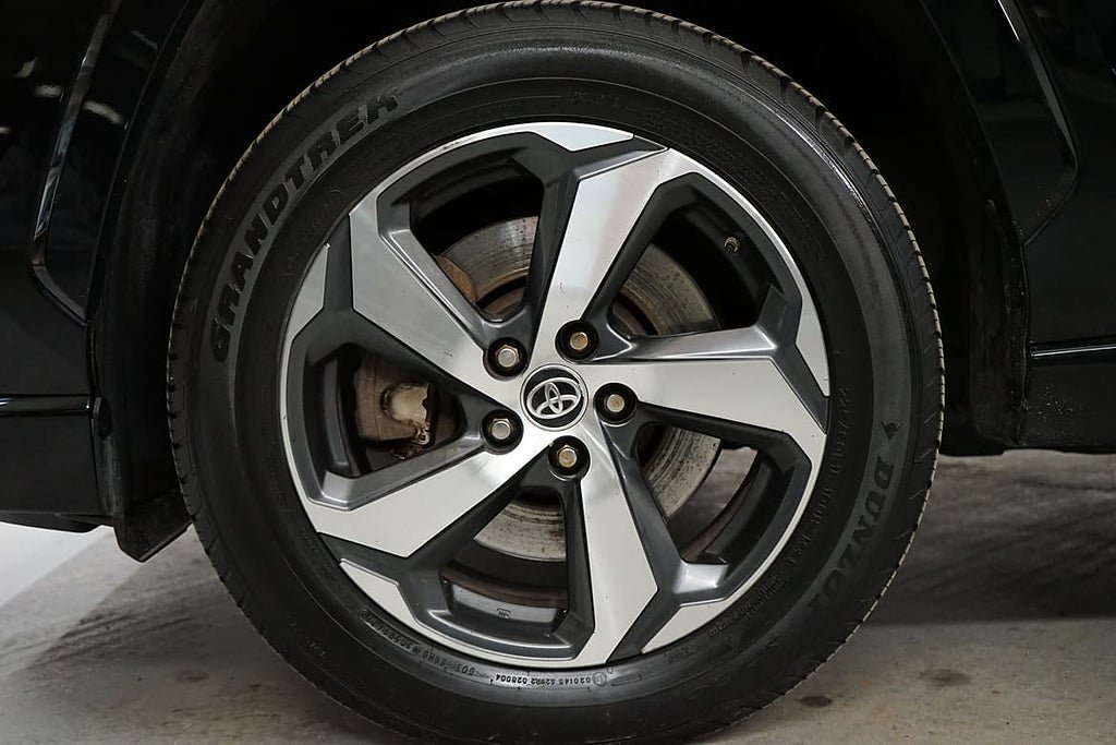 Vehicle Image 17