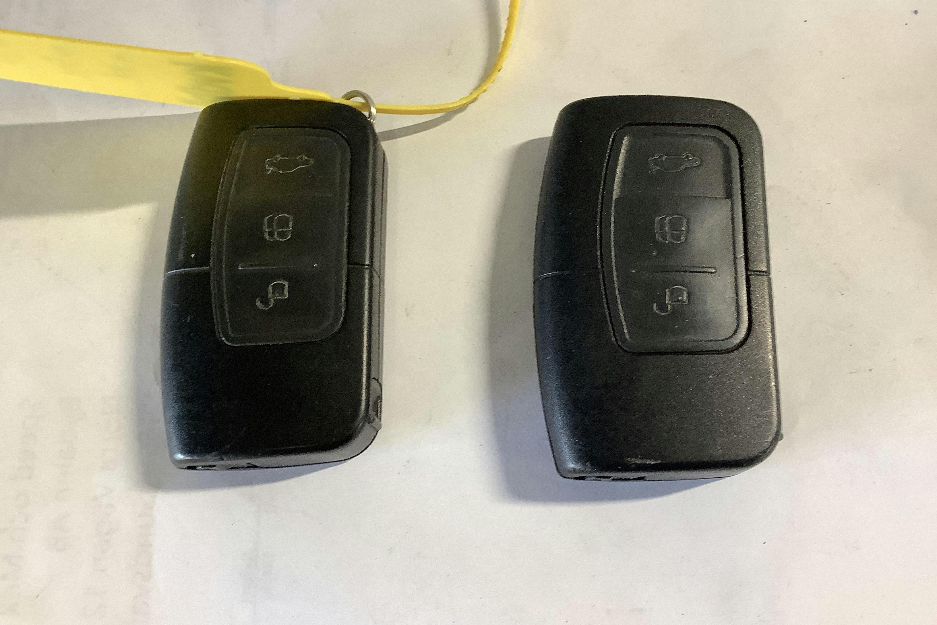 Vehicle Image 13