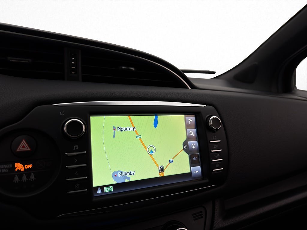 Vehicle Image 18
