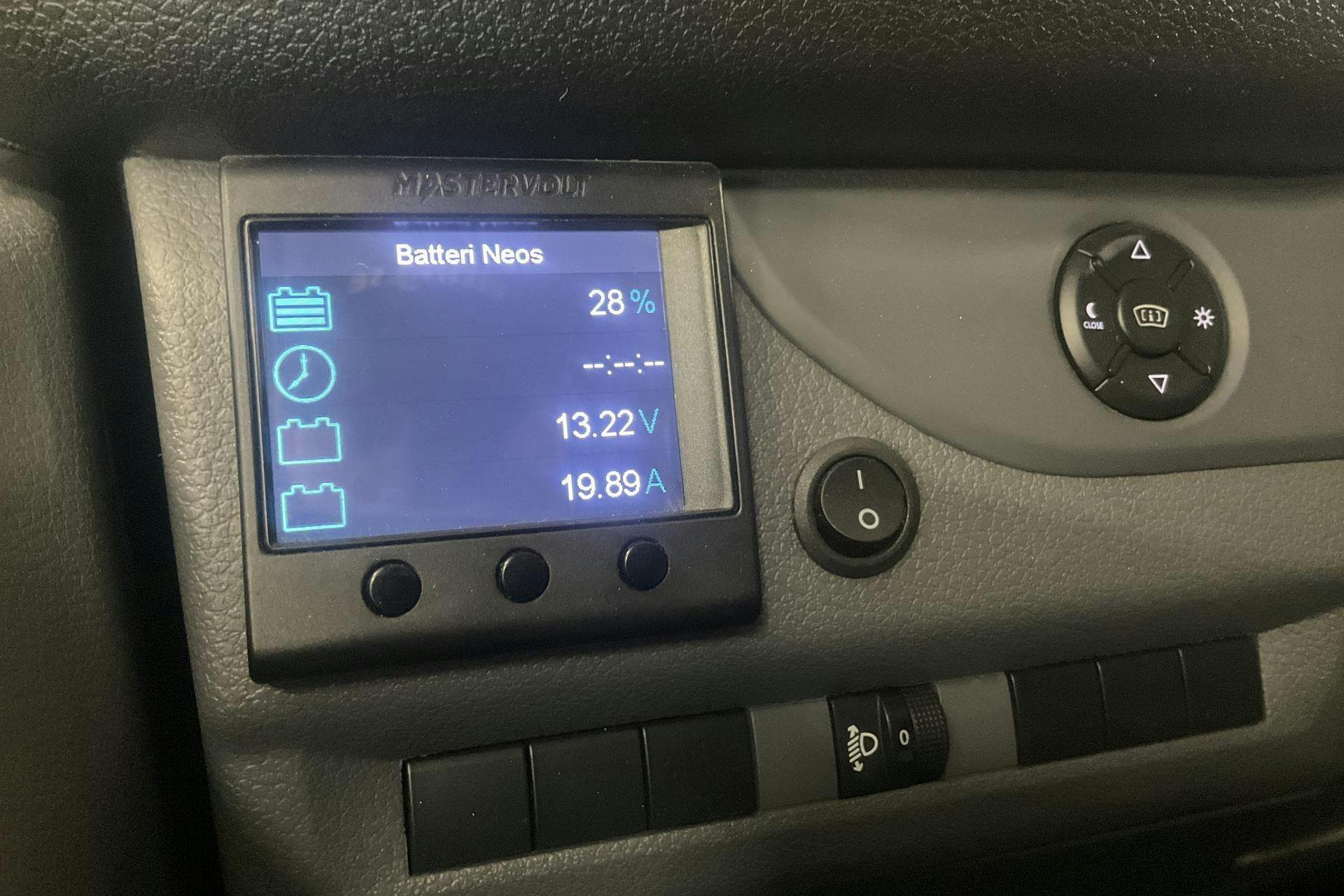 Vehicle Image 22
