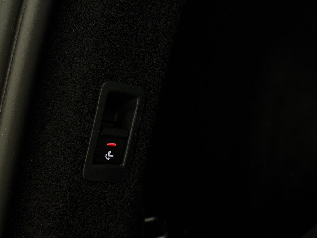 Vehicle Image 27