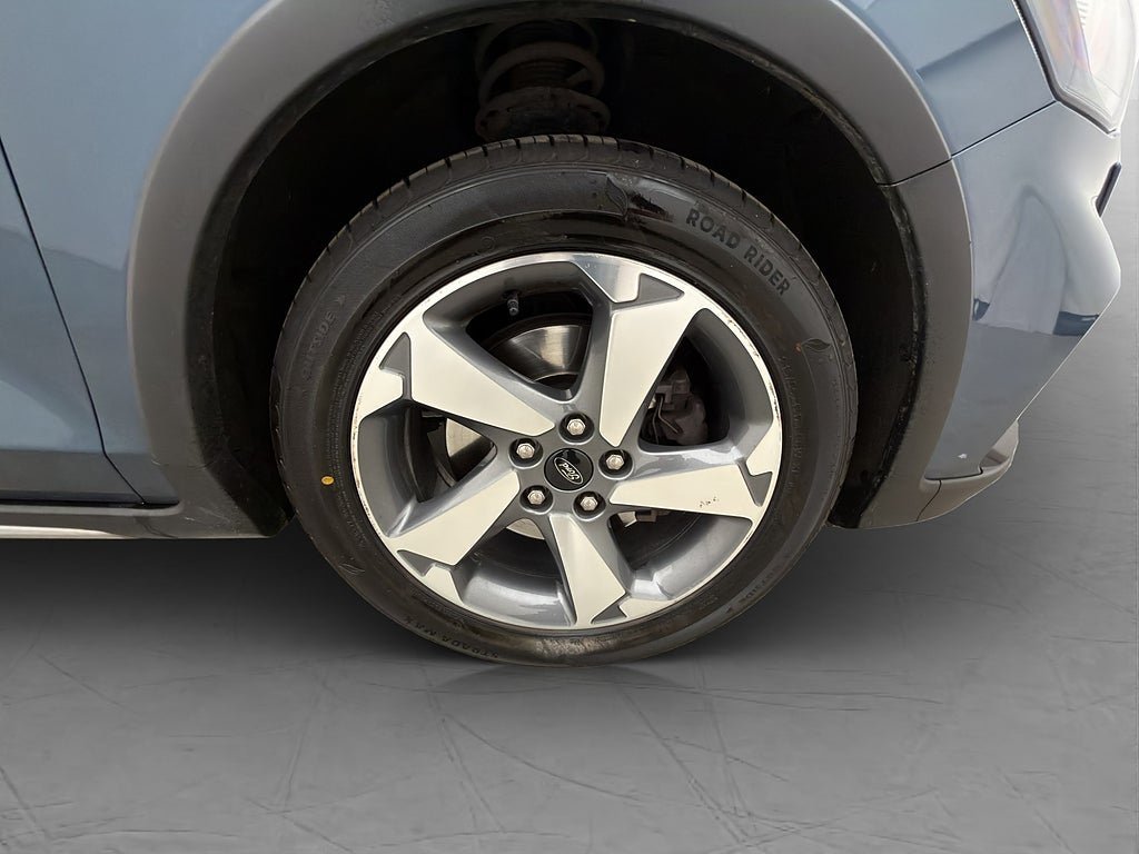 Vehicle Image 31