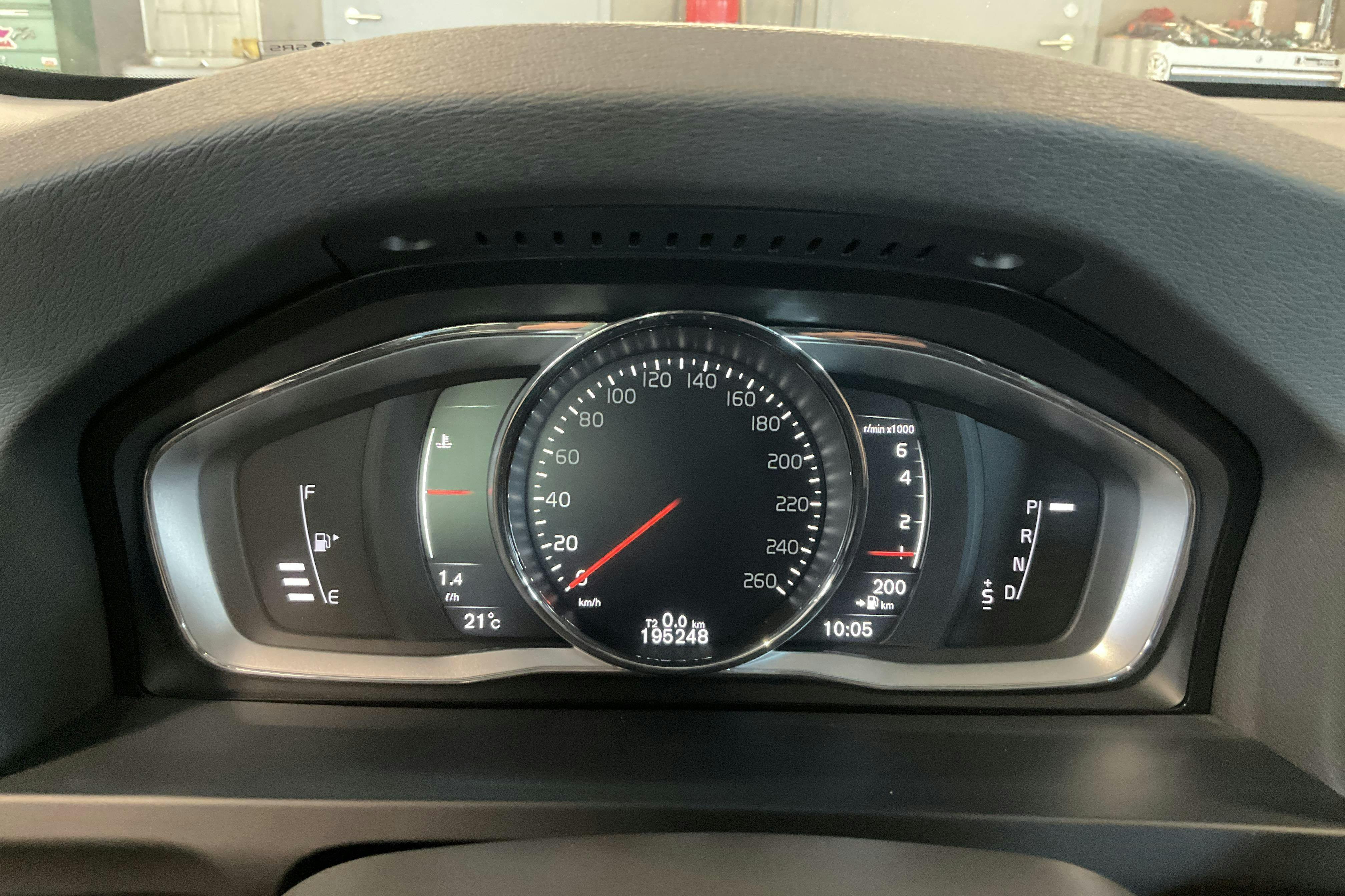 Vehicle Image 10