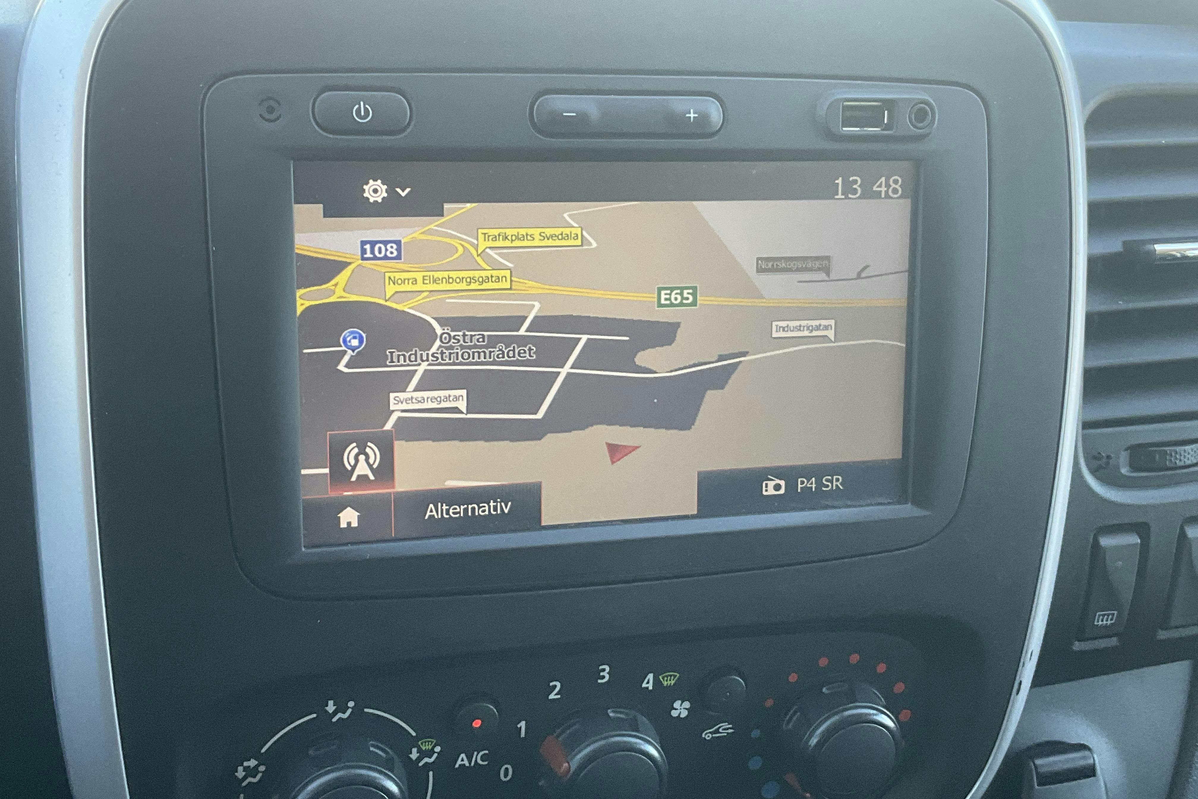 Vehicle Image 11