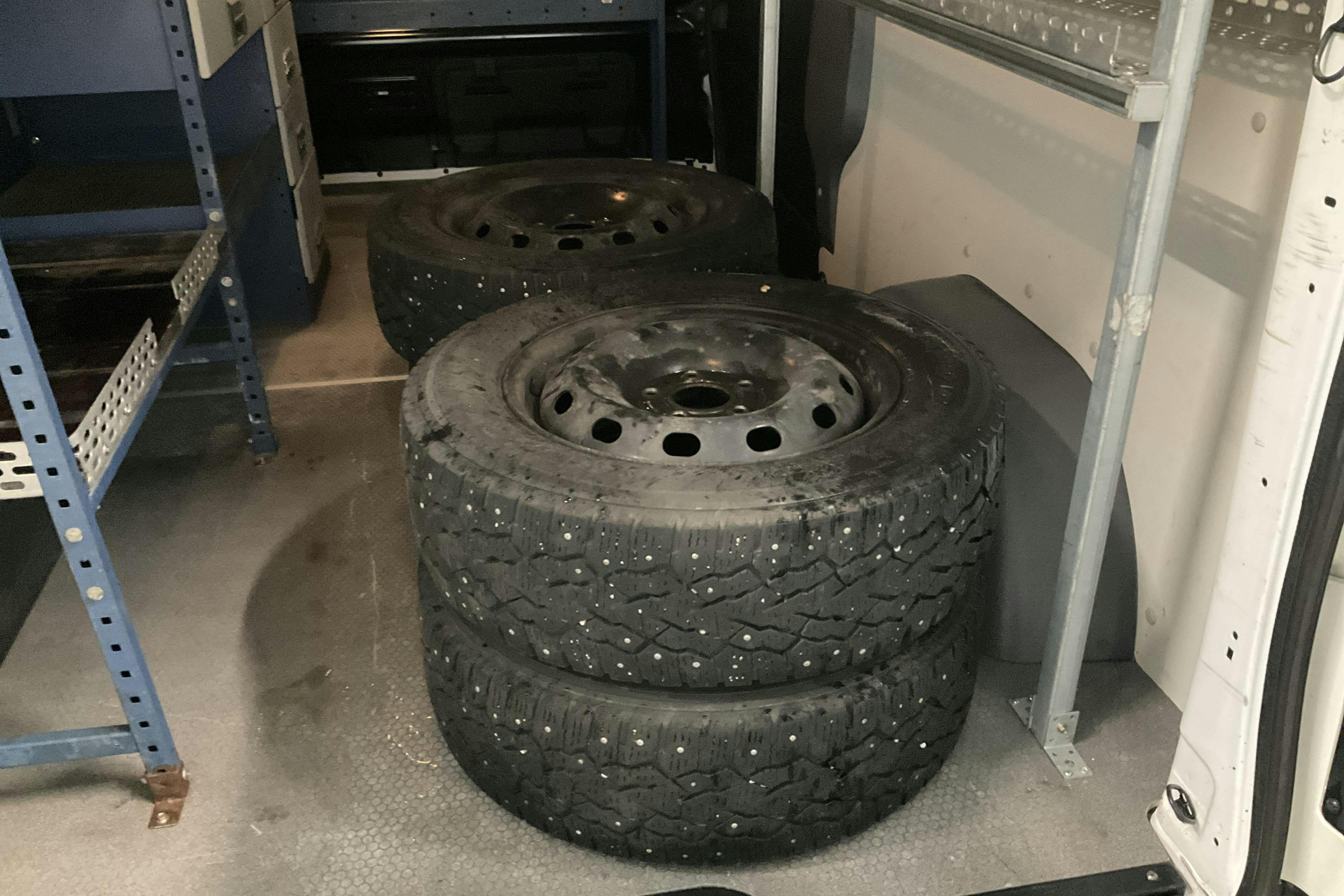 Vehicle Image 14