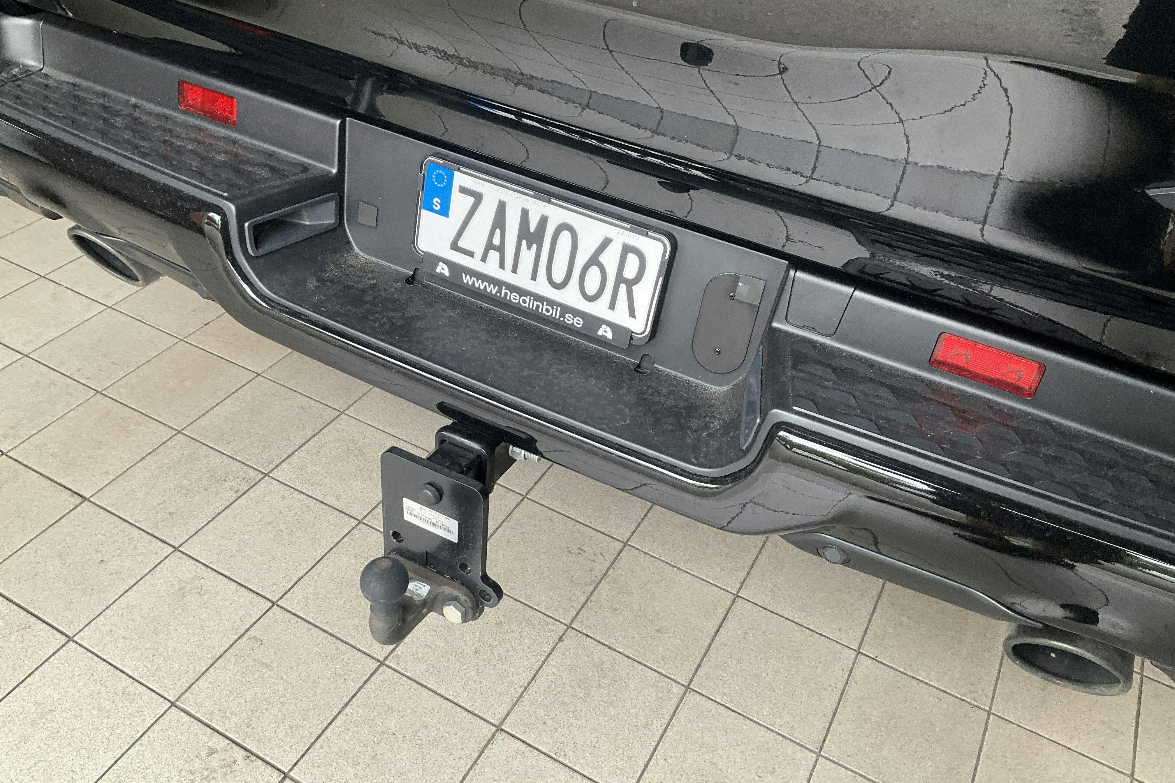 Vehicle Image 13