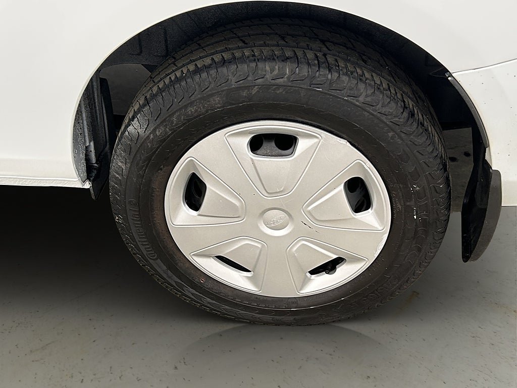 Vehicle Image 26