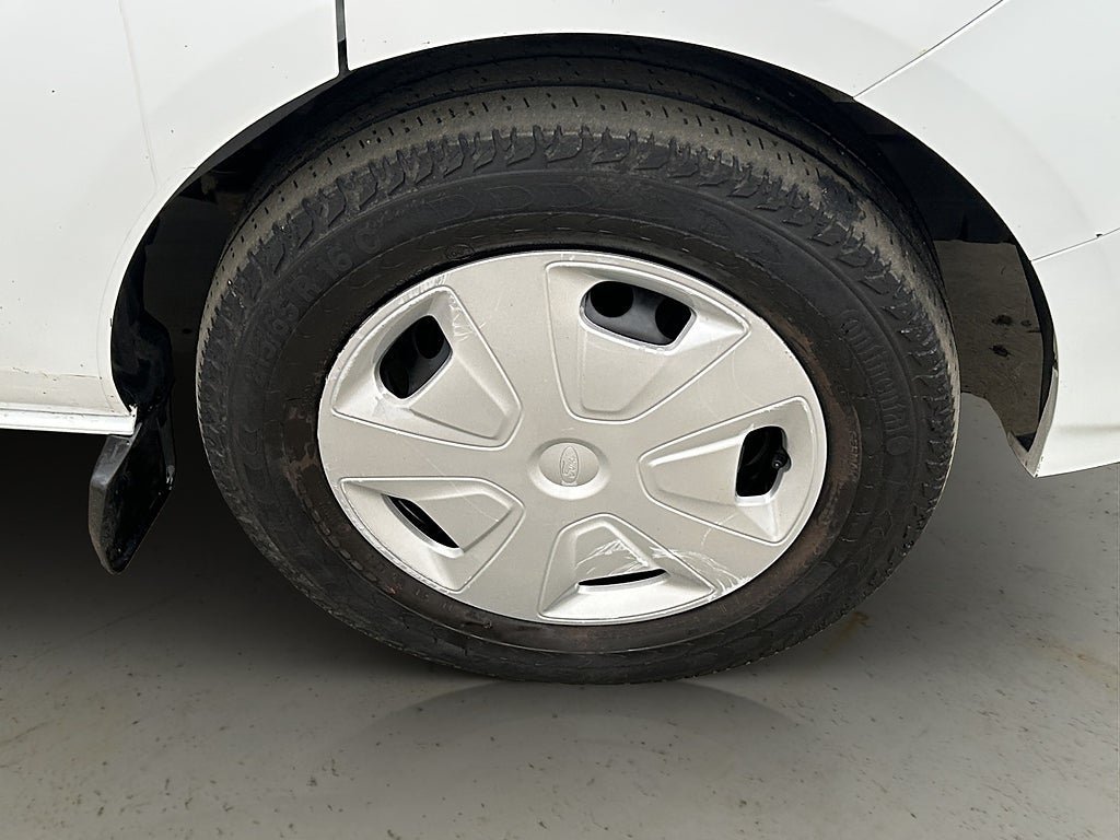 Vehicle Image 28