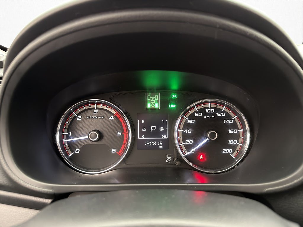 Vehicle Image 20