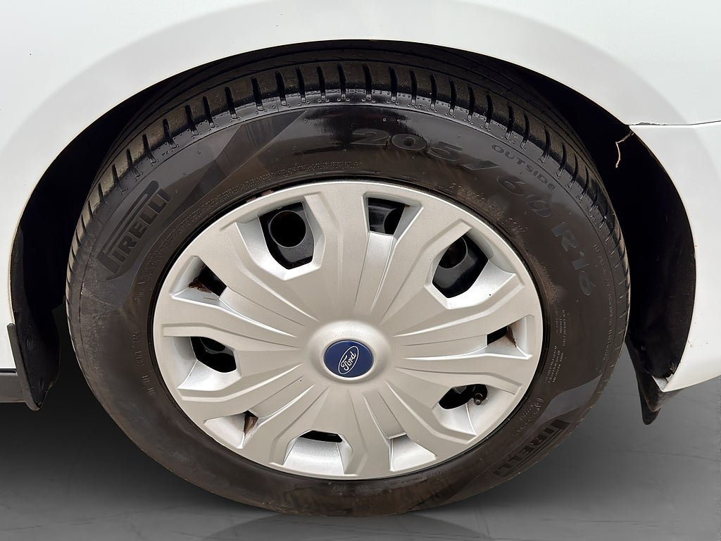 Vehicle Image 31