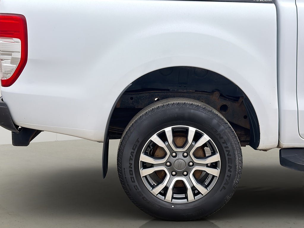 Vehicle Image 36