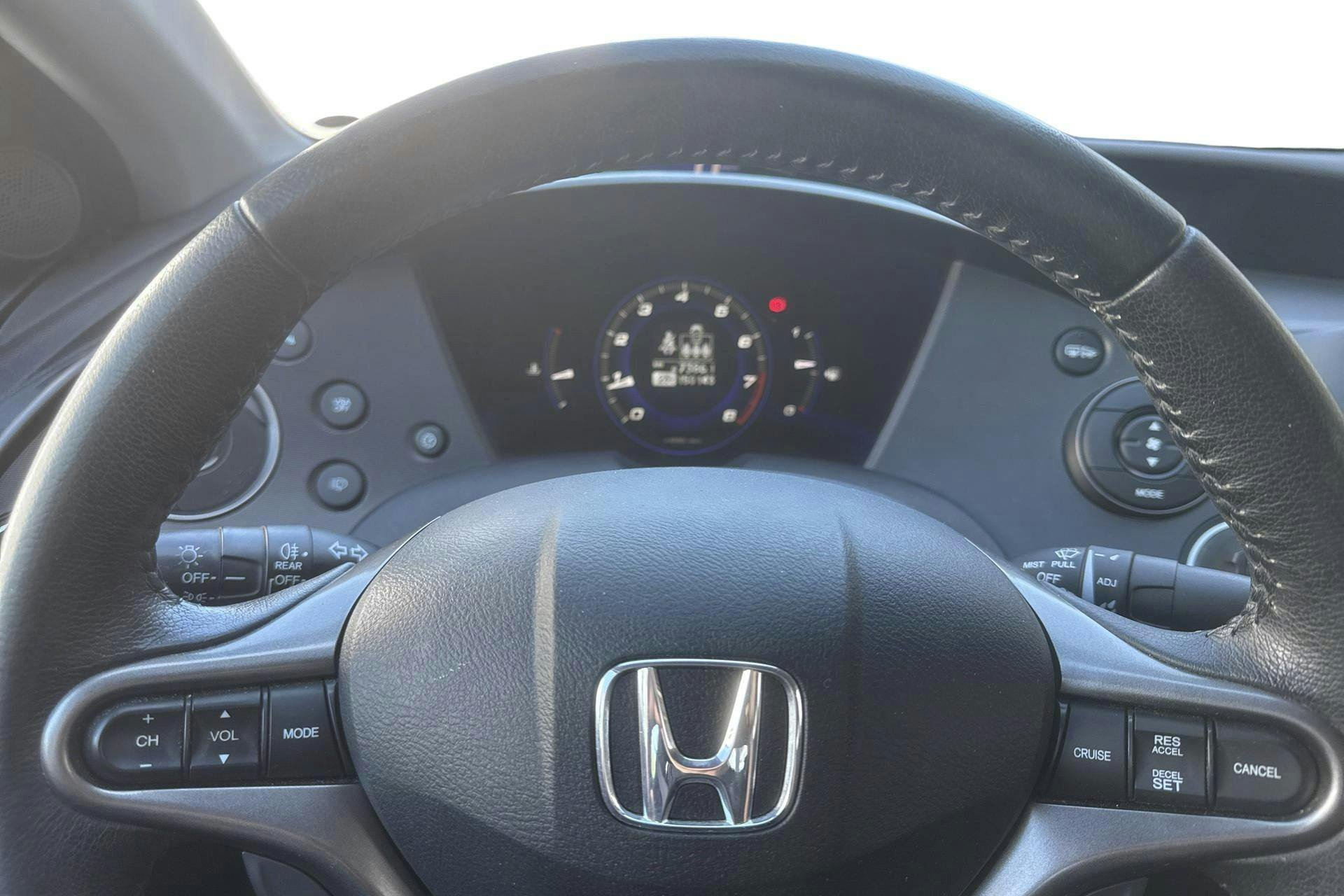 Vehicle Image 10