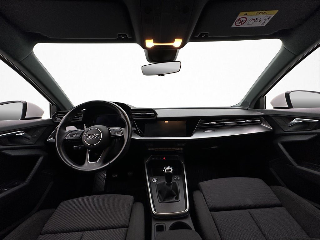 Vehicle Image 27