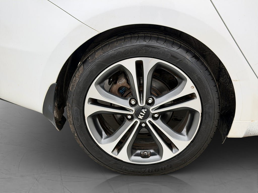 Vehicle Image 30