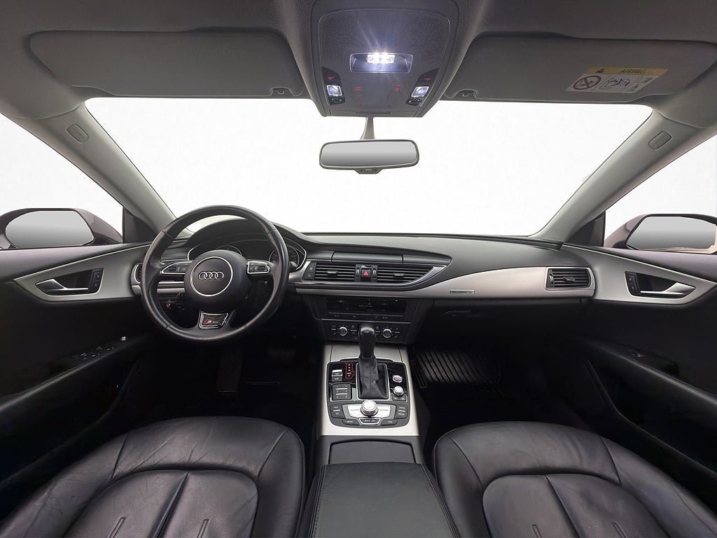 Vehicle Image 19