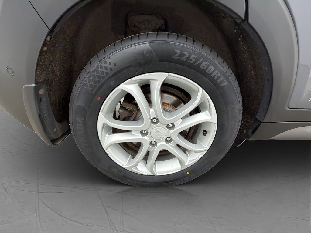 Vehicle Image 33