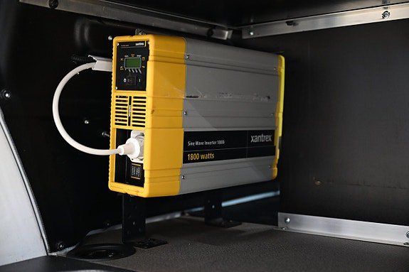 Vehicle Image 13