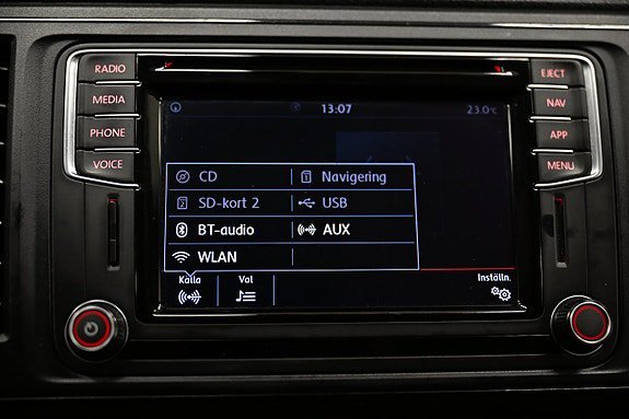 Vehicle Image 32