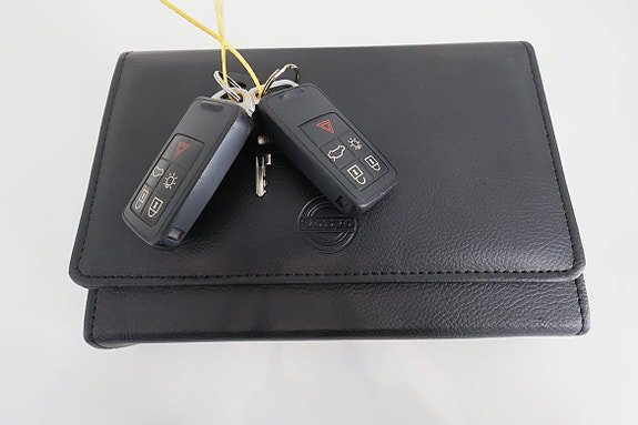 Vehicle Image 30