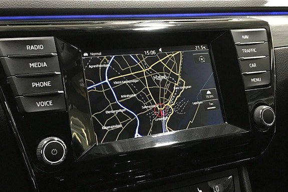 Vehicle Image 18