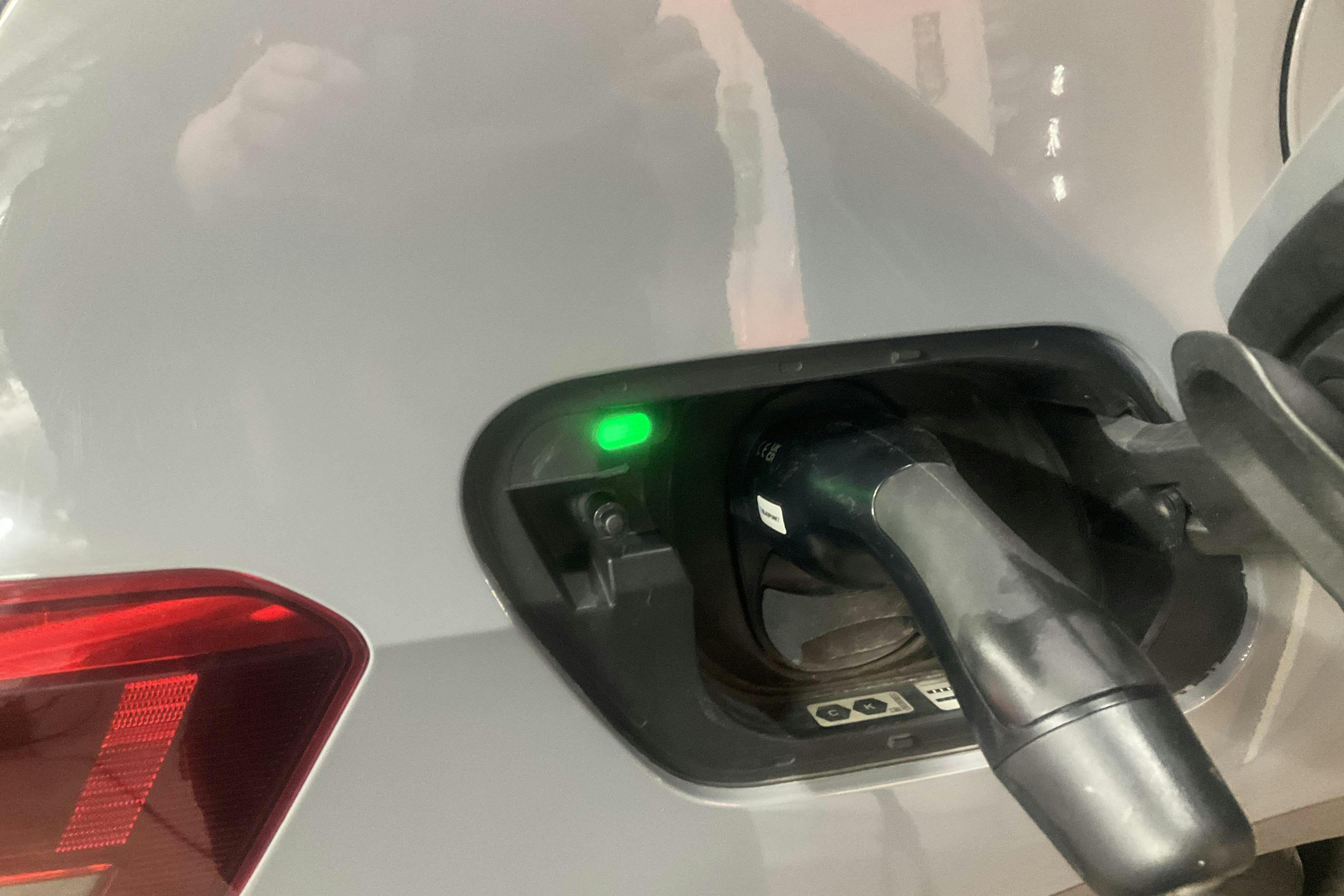 Vehicle Image 16
