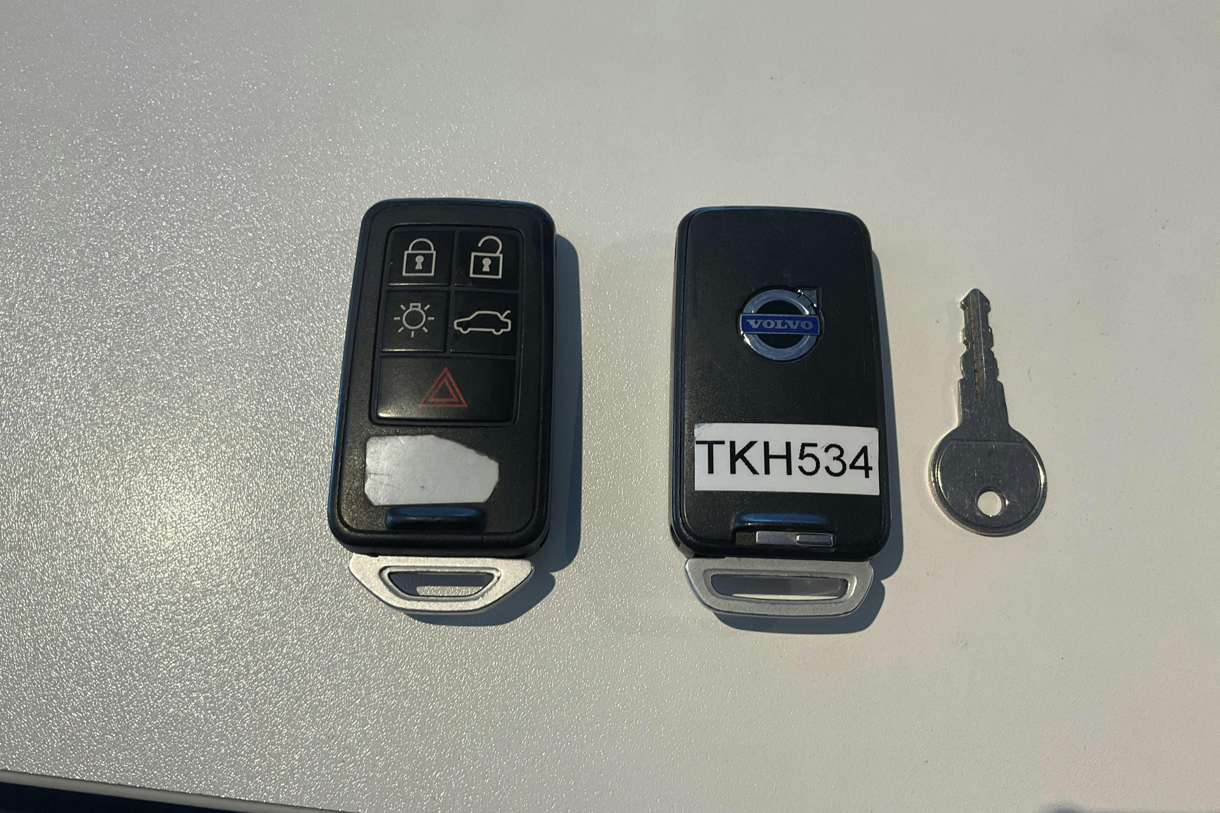 Vehicle Image 16
