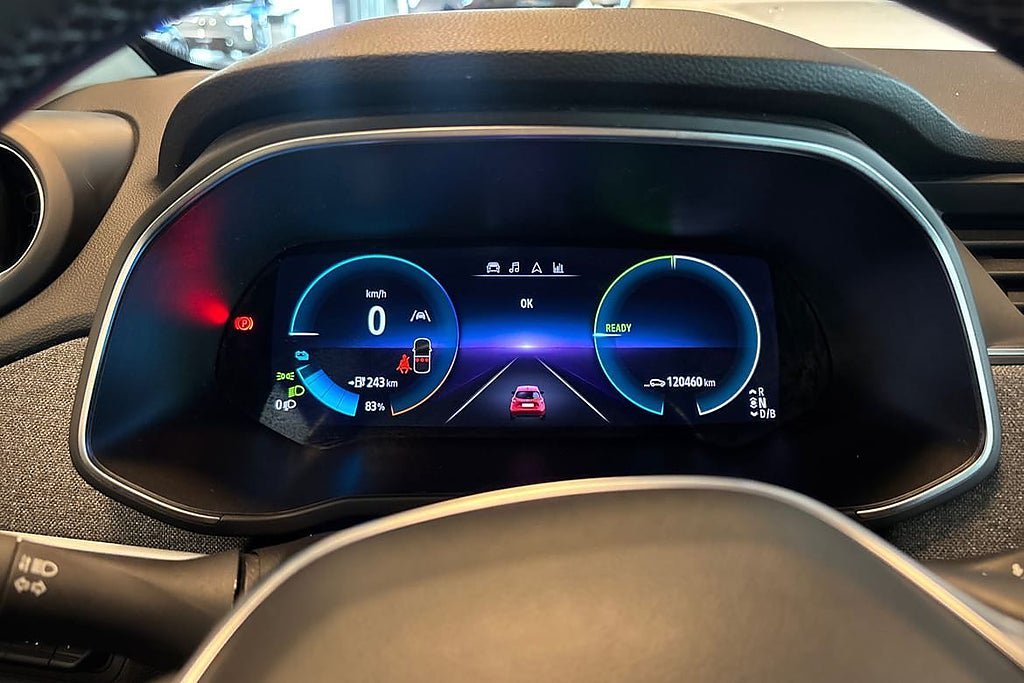 Vehicle Image 16