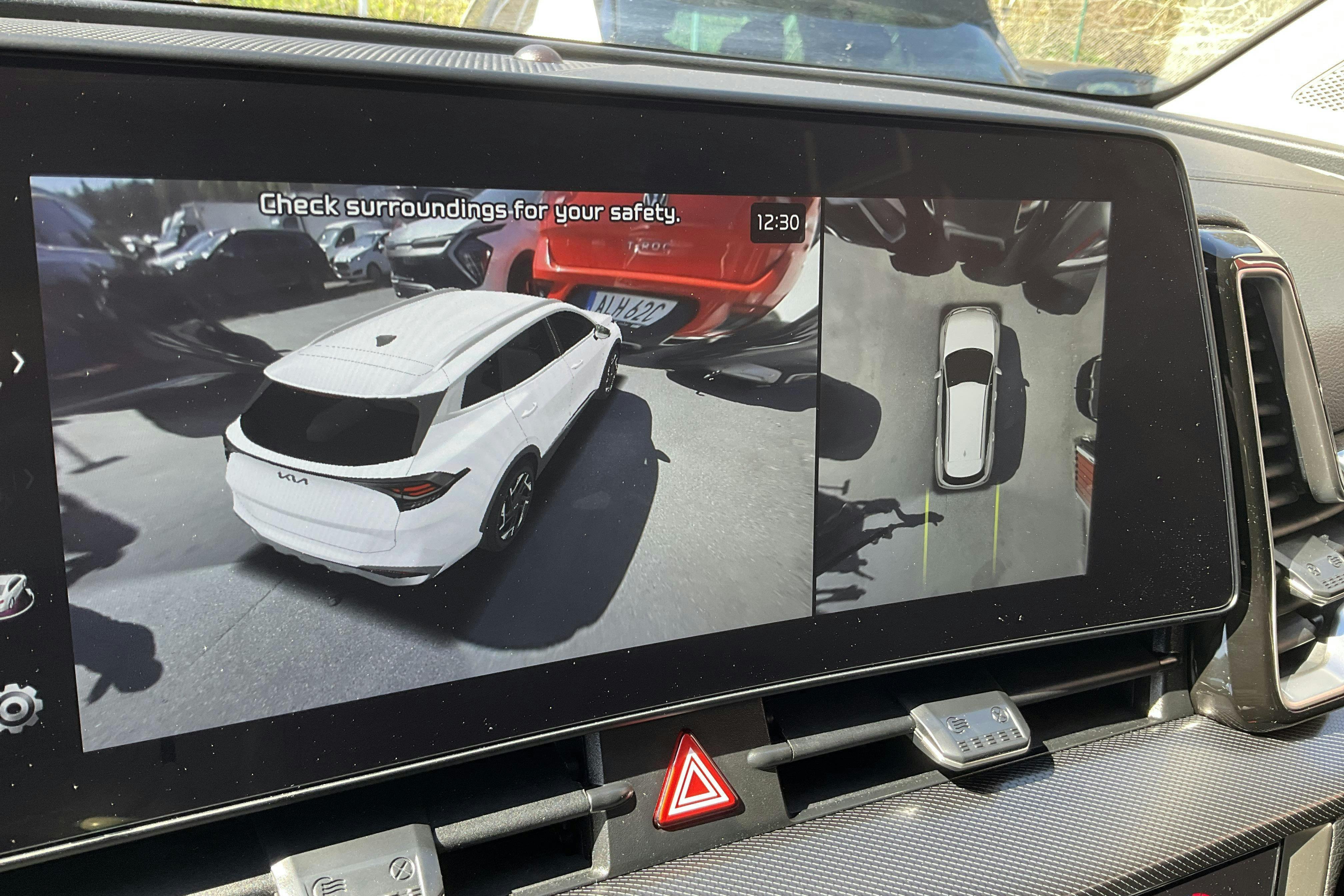 Vehicle Image 12