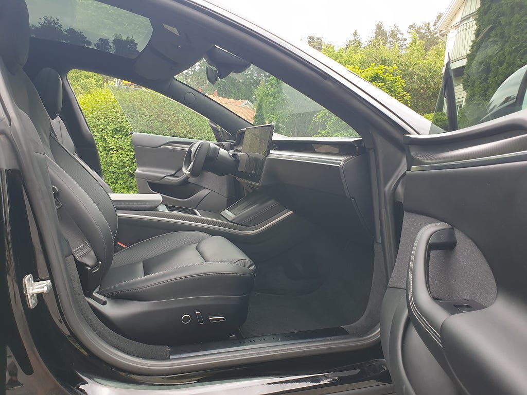 Vehicle Image 14