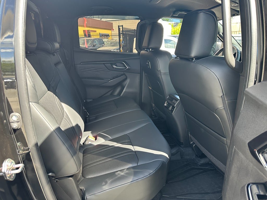 Vehicle Image 19