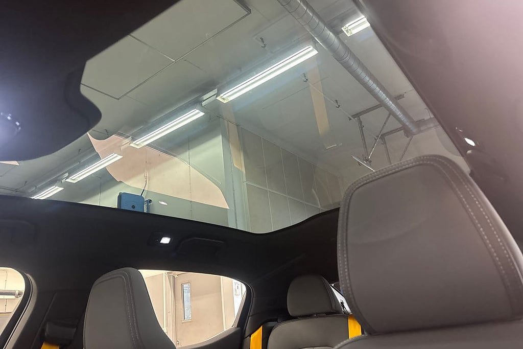 Vehicle Image 23