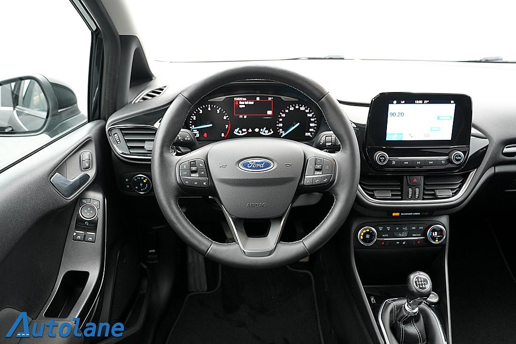 Vehicle Image 13