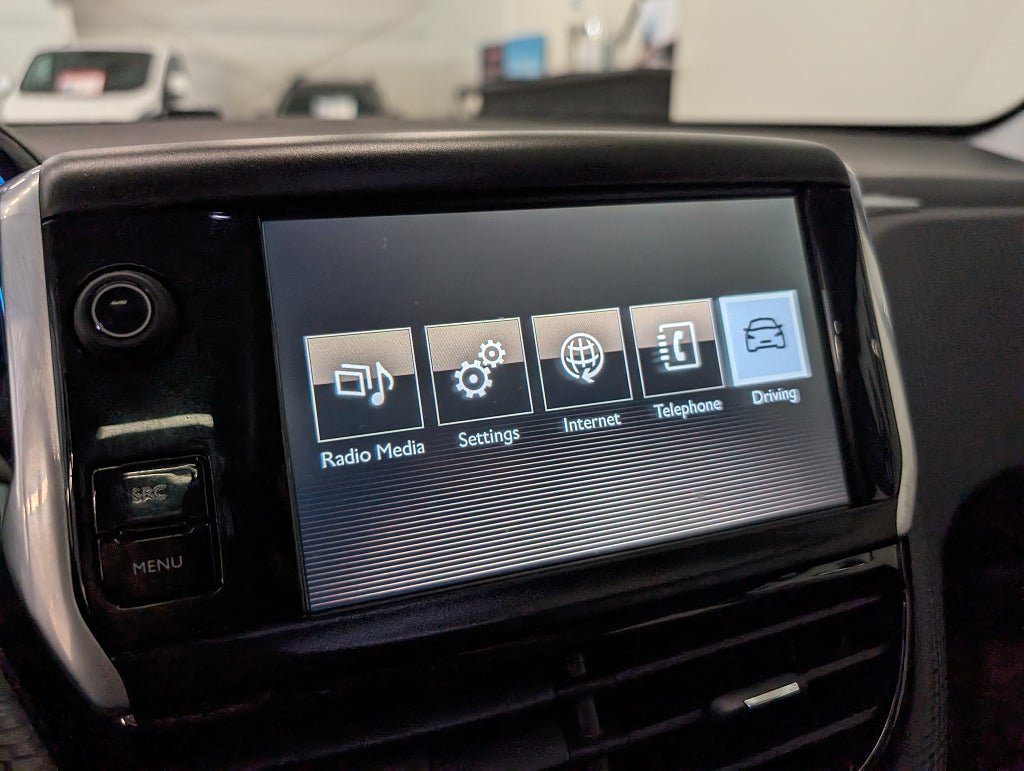 Vehicle Image 13